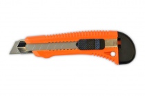 Нож Favorit 18 мм уплотненный Арт.13-205